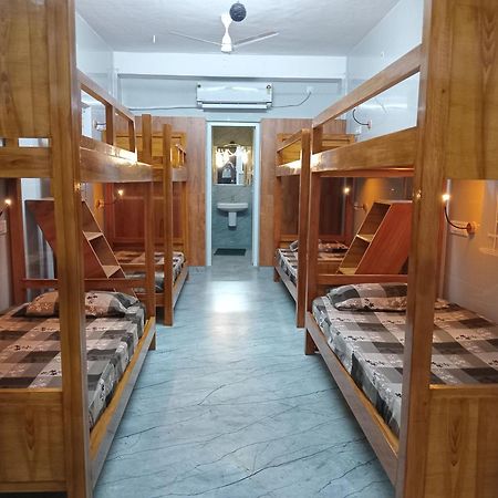 Criston Home Stay Madurai Exteriör bild
