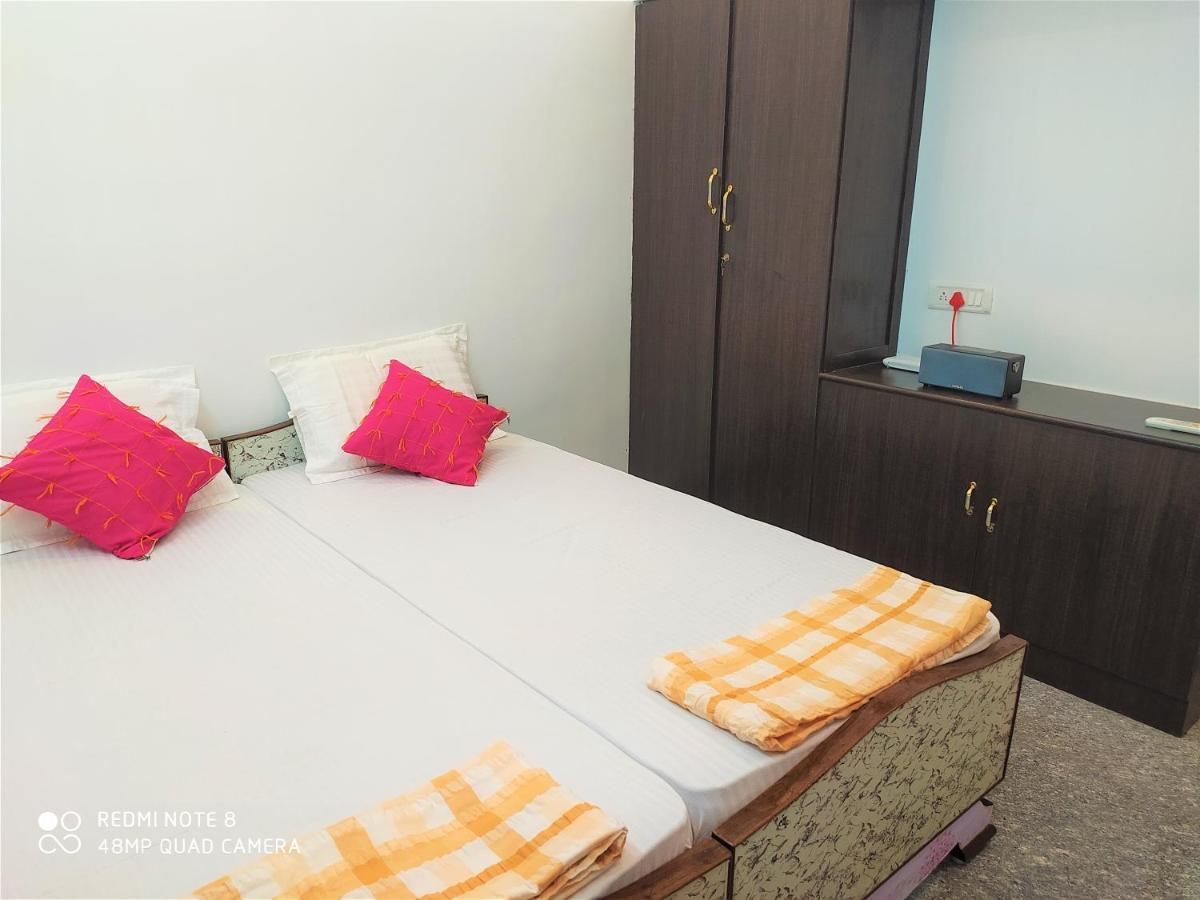 Criston Home Stay Madurai Exteriör bild
